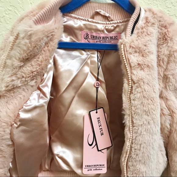 Brand New Urban Republic Faux Fur Girls Jacket - Picture 3 of 6